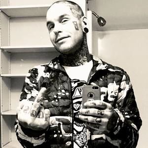 Meet your Posher, Bernard